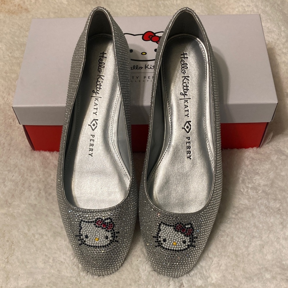 Katy Perry Crystal Hello Kitty Ballet Flats size 9.5 NIB